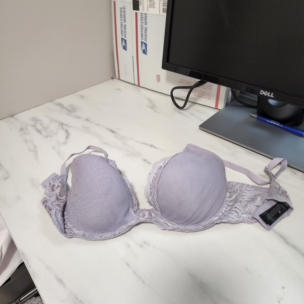 Natori feathers size 34d